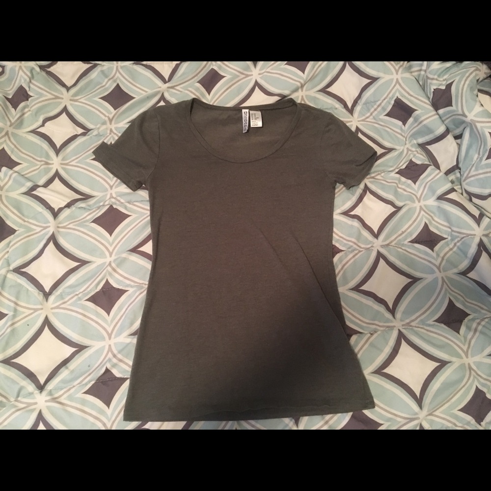 Short sleeve tee